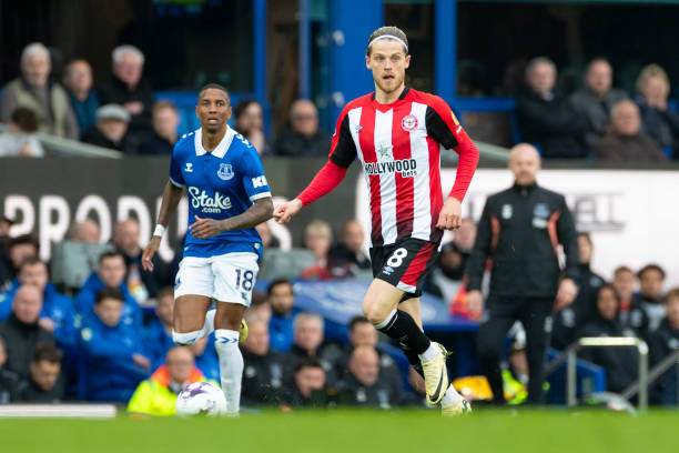 赛场上站稳 赛场上站稳