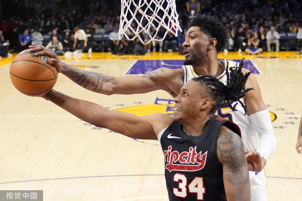 的客场胜利 的客场胜利