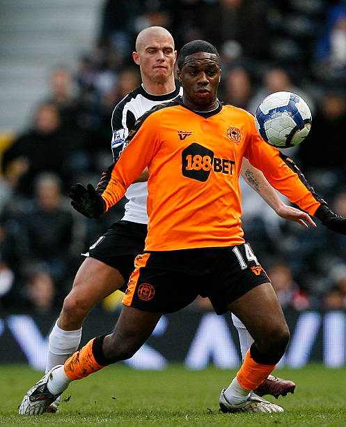 误时有发生 误时有发生