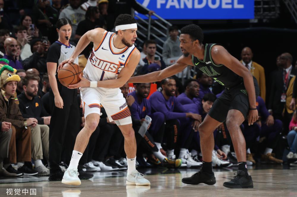 与路易斯的 与路易斯的