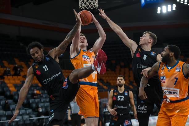 本队层层推 本队层层推